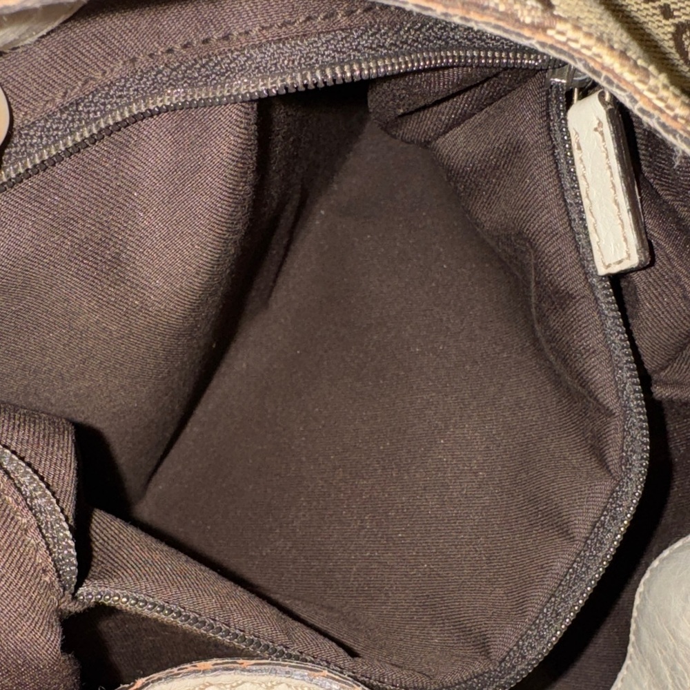 Authentic Gucci Brown Monogram Tote Bag - Picture 14 of 14